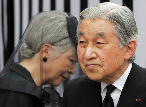 Japan's Emperor Akihito (R) and Empress Michiko Emperor Akihito and Empress Michiko