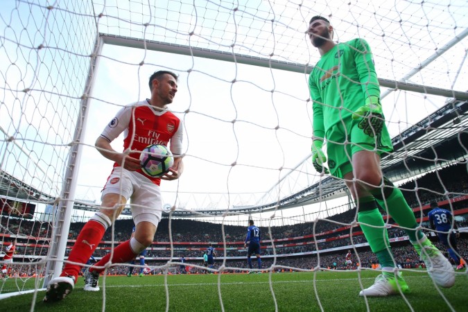 Aaron Ramsey scores past David de Gea in a previous Arsenal vs Manchester United match arsenal, manchester united