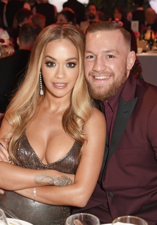 1512463644_conor-mcgregor-ufc-rita-ora.jpg