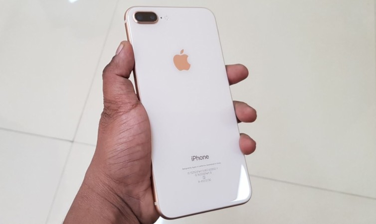 Apple iPhone 8 Plus comes with glass cover. It adds value to the glossy premium exterior looks for the eyes and also most importantly makes wireless charging possible in the device. Apple, iPhone 8 Plus, review, design language