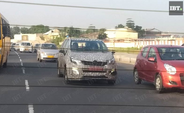 Mahindra U321 MPV spotted in Chennai Mahindra U321 MPV