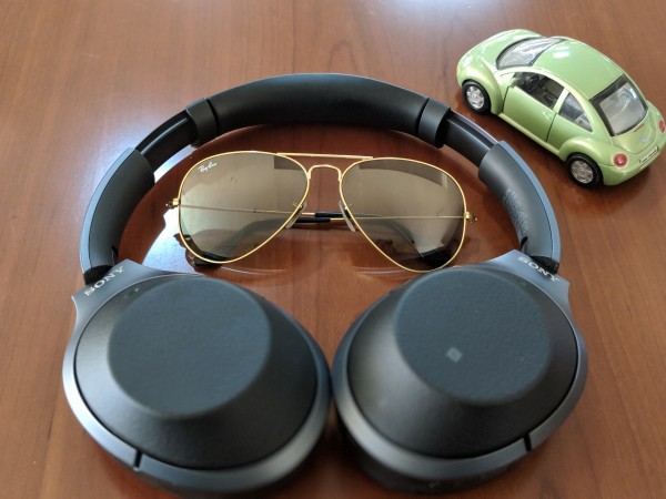 Sony WH-1000XM2 Review Sony WH-1000XM2 Review