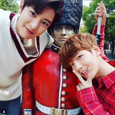 EXO members Chanyeol and Baekhyun are among most followed Korean celebrities on Instagram this year. EXO Chanyeol
