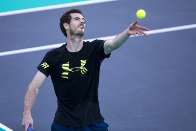 Andy Murray training in Abu Dhabi ahead of Australian Open 2018 Andy Murray
