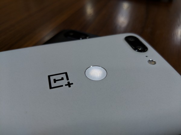 OnePlus TV under development. In Picture: OnePlus 5T Sandstone OnePlus 5T Sandstone White Review