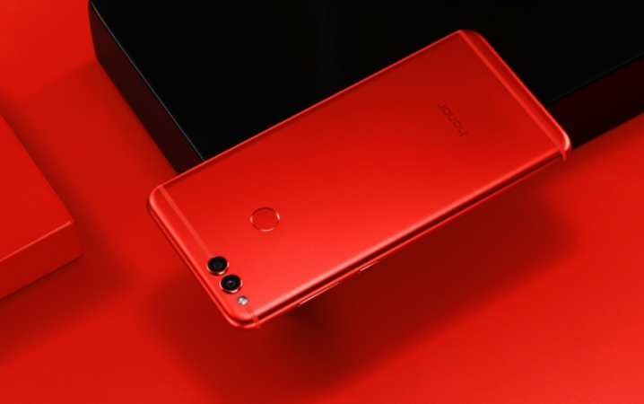 Honor has announced a limited-edition Red coloured variant of the Honor 7X just in time for Valentine's. Honor 7X Red