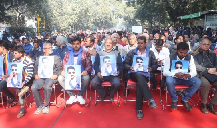 Supporters of Chandrashekhar Azad founder of Dalit outfit Bhim Army stage a demonstration to press for his release during Hunkar rally at Parliament street in New Delhi on Jan 9, 2018. chandrashekhar azad-protestors-parliament
