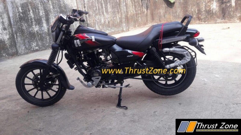 2018 Bajaj Avenger 220 Street 2018 Bajaj Avenger 220 Street