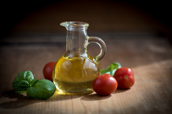 tomato, olive oil, antioxidants,