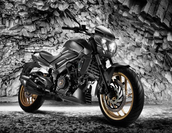 2018 Bajaj Dominar 400 in Rock Matte Black 2018 Bajaj Dominar 400