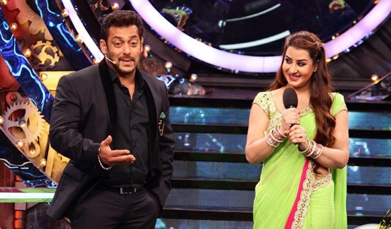 Salman Khan and Bigg Boss 11 winner Shilpa Shinde Shilpa Shinde, Bigg Boss 11