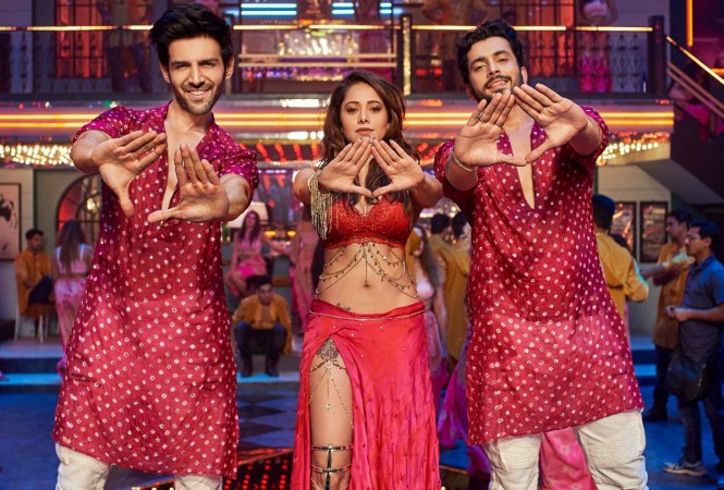 Chhote Chhote song still Chhote Chhote song still