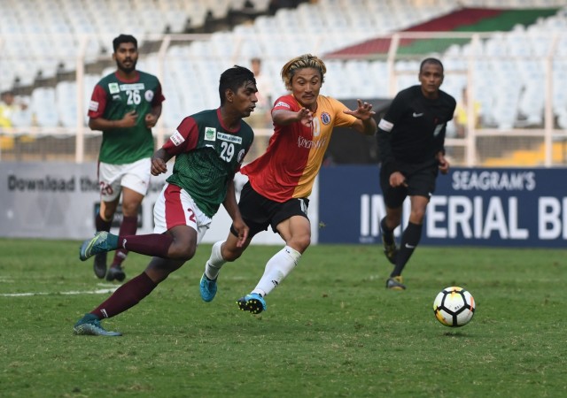 Mohun Bagan defeated East Bengal 1-0 in the first leg of their I-League match in December 2017 mohun bagan, east bengal