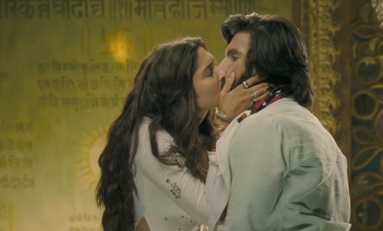 Deepika Padukone and Ranveer Singh in Sanjay Leela Bhansali's 2013 hit film Goliyon Ki Rasleela Ram-leela Deepika Padukone, Ranveer Singh