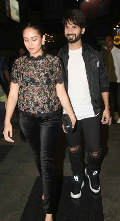 Shahid Kapoor, Mira Rajput at Padmaavat screening Shahid Kapoor, Mira Rajput at Padmaavat screening