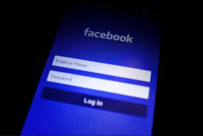 Over 35,000 smartphones have been affected by a Facebook password-stealing virus in Vietnam. Facebook password-stealing virus