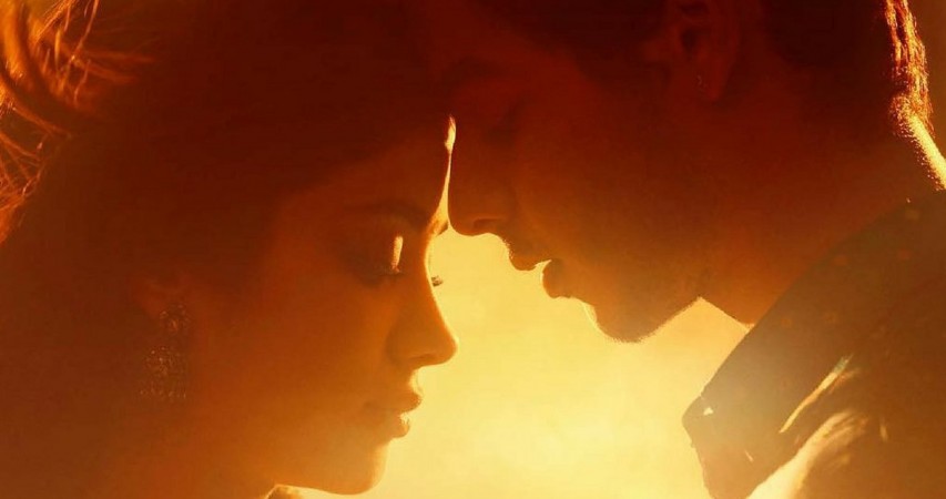 Janhvi Kapoor and Ishaan Khatter in Dhadak Janhvi Kapoor and Ishaan Khatter in Dhadak