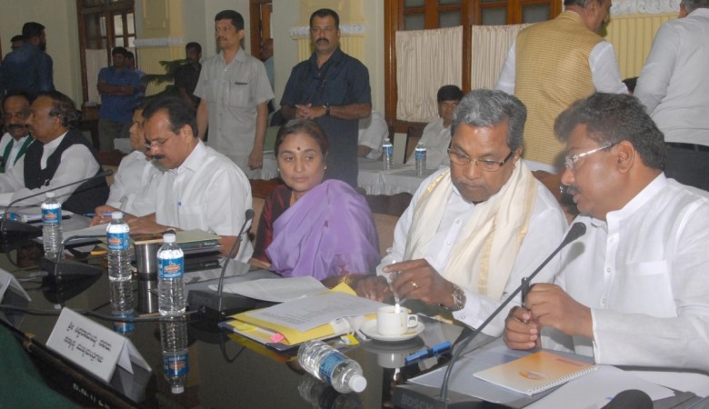 Karnataka Chief Minister Siddaramaiah, Union Statistics and Programme Implementation Minister D V Sadananda Gowda and Karnataka Chief Secretary Ratna Prabha during a meeting on Mahadayi water project at Vidhana Soudha in Bengaluru on Jan 27, 2018. Sidda CM