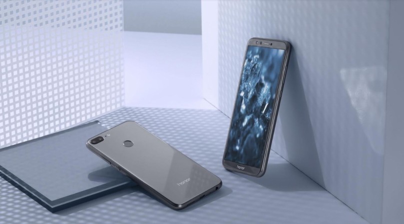 New Honor 9 Lite vs Xiaomi Redmi Note 5 Huawei, Honor 9 Lite, India, flash sale, Flipkart, offers