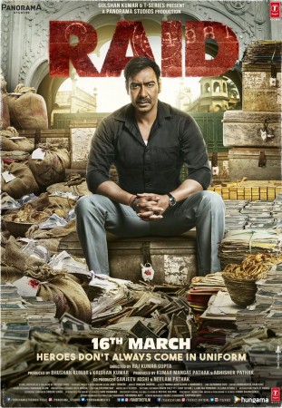 Raid Poster Ajay Devgn