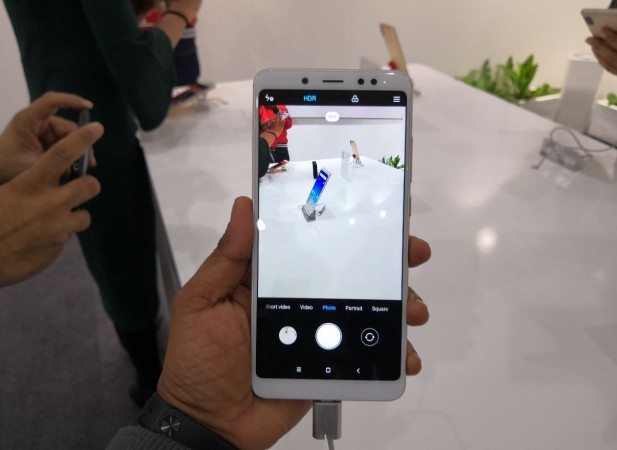 Redmi Note 5 Pro: It comes with two cameras, a primary 12MP shooter with Sony IMX486, 1,25µm pixel size, f/2.2 aperture, PDAF (Phase Detection Auto Focus) and a 5MP secondary snapper with Samsung sensor, 1.12µm, f/2.0 aperture. They are assisted by dual-tone LED flash in low-light condition. Xiaomi, Redmi Note 5 Pro, Redmi Note 5, review, first impression