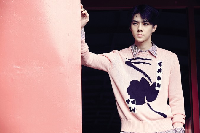 EXO member Sehun has written a warm letter to fans. Sehun