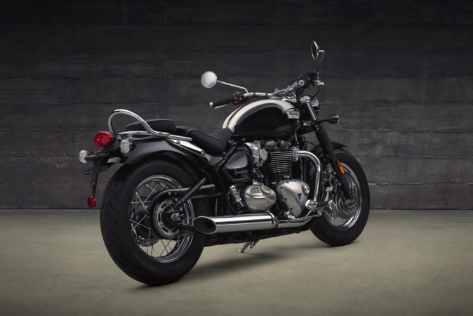 Triumph Bonneville Speedmaster has a classic British cruiser looks. Triumph Bonneville Speedmaster