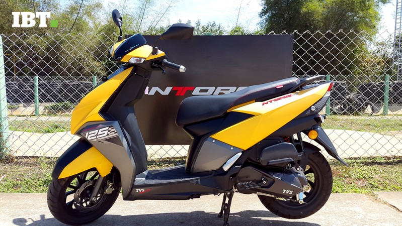 TVS Ntorq 125 has a sporty design TVS Ntorq 125