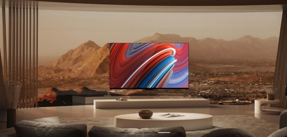 Xiaomi Mi TV 4 with 4K HDR display on display Xiaomi Mi TV 4 with 4K HDR display on display