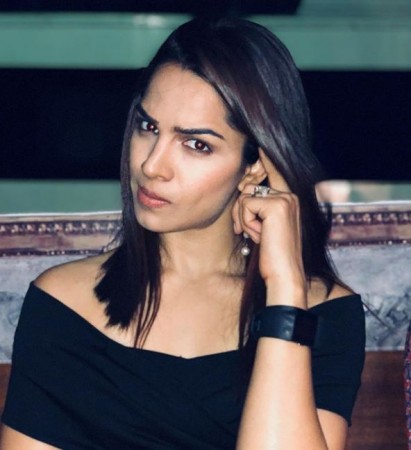 Shikha Singh files complaint against event organizer for non-payment of dues Shikha Singh files complaint against event organizer for non-payment of dues
