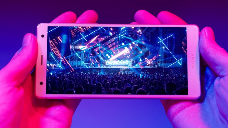 Sony Xperia XZ2 with full screen display Sony Xperia XZ2 with full screen display