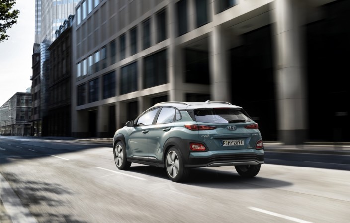 The Kona Electric SUV offers two-tone roof and comes with a choice of seven exterior colors Hyundai Kona Electric SUV, Hyundai Kona