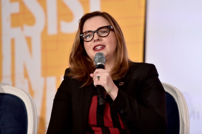 Amber Tamblyn slammed on Twitter for her Hasidic comment Amber Tamblyn