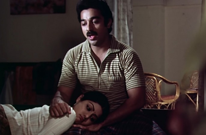 A screen shot from Kamal Haasan and Sridevi's Surmayee Akhiyon Mein song from their Hindi film Sadmaa. Sridevi and Kamal Haasan in Sadmaa