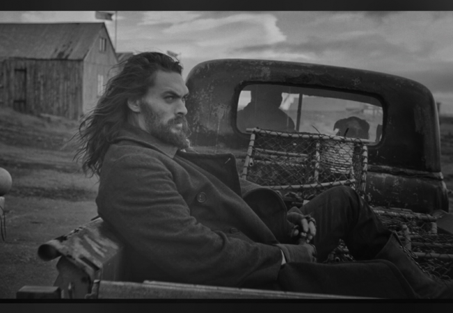 Justice League director Zack Snyder shares behind-the-scenes picture featuring Aquaman star Jason Momoa. Aquaman Jason Momoa, Zack Snyder Vero