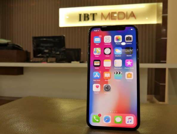 Apple, iPhone X, long term, review, design, performance, camera, iPhone 10,