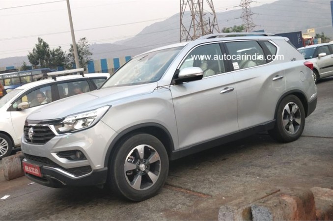SsangYong Rexton with Mahindra badging SsangYong Rexton with Mahindra badging