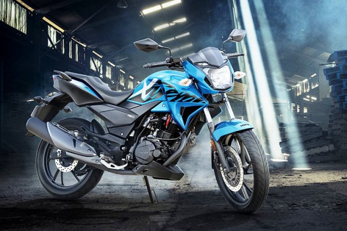 Hero Xtreme 200R is powered by an air-cooled single cylinder four-stroke 200cc engine. Hero Xtreme 200R