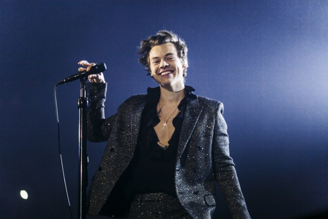 Harry Styles Performs On His European Tour At AccorHotels Arena, Paris Harry Styles
