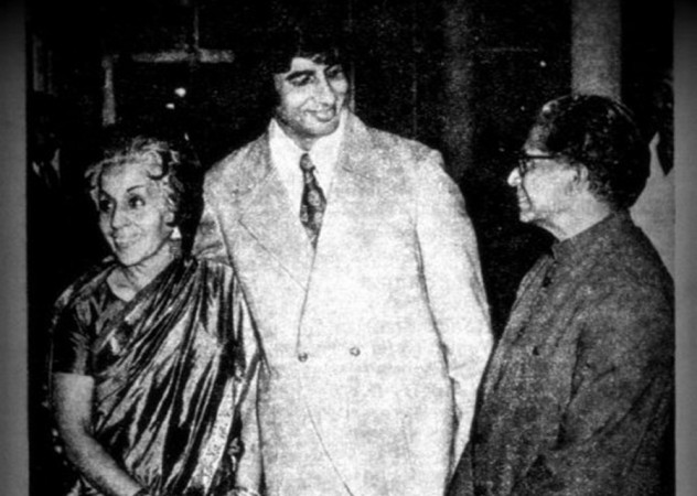 Amitabh Bachchan with father Harivansh Rai Bachchan Amitabh Bachchan