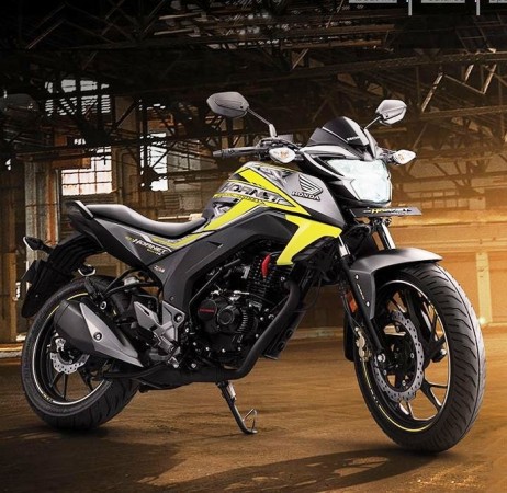 2018 Honda CB Hornet 160R gets single-channel ABS as option. 2018 Honda CB Hornet 160R