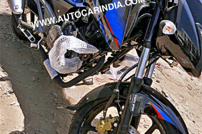 2018 Bajaj Pulsar 150 will be priced at Rs 78,234. 2018 Bajaj Pulsar 150