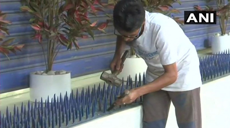 Iron spikes outside the HDFC Bank removed after social media outrage. HDFC removes iron spikes