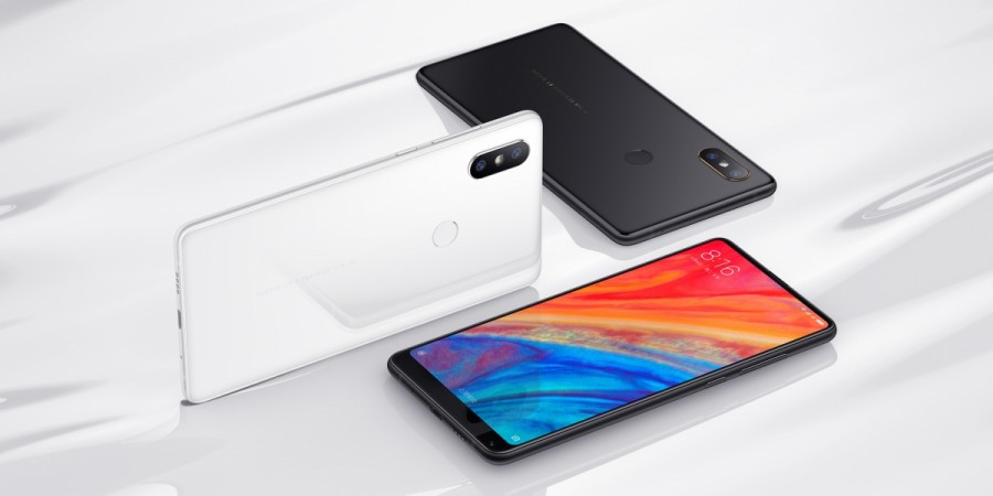 Xiaomi Mi Mix 2S comes in ceramic white and ceramic black color options. Xiaomi Mi Mix 2S