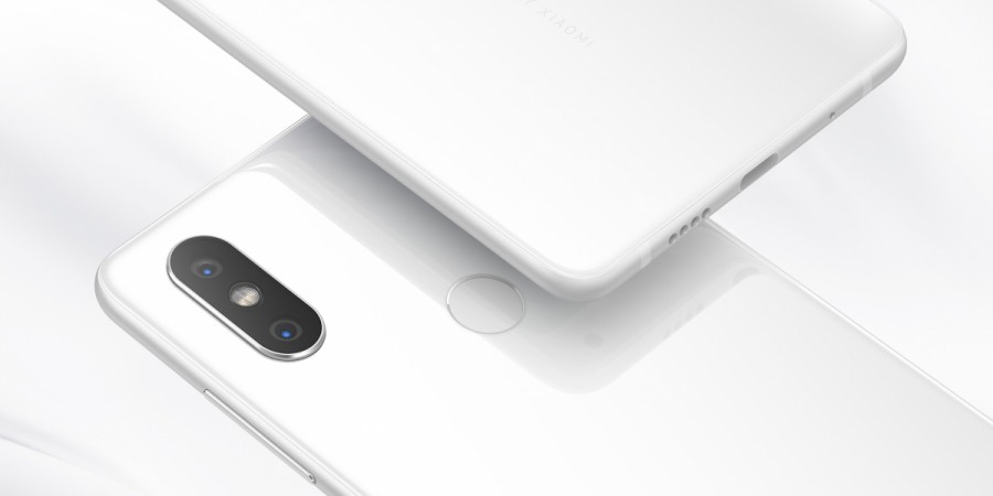 Xiaomi Mi Mix 2S sports a vertically aligned dual camera setup on the back. Xiaomi Mi Mix 2S