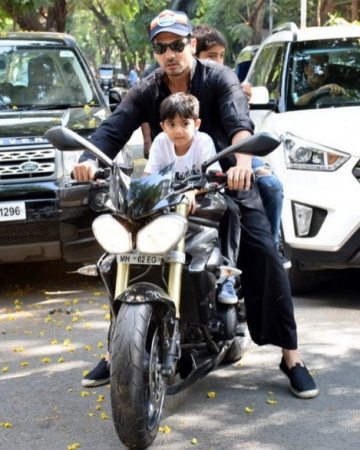 Zayed Khan rides his swanky bike without a helmet in Mumbai. Zayed Khan
