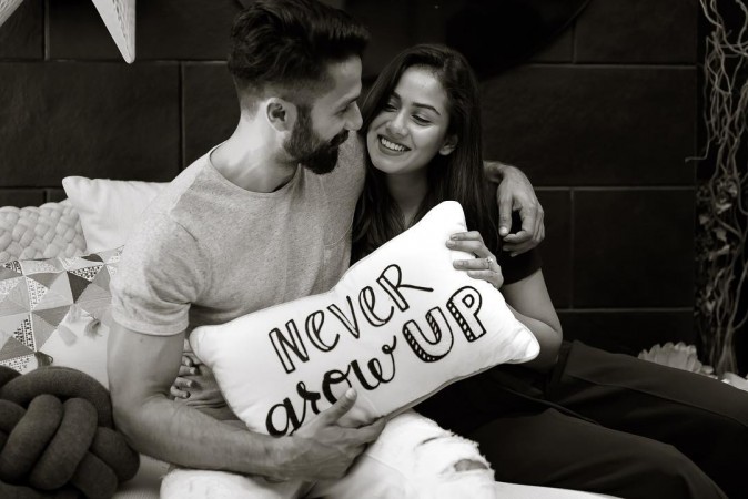 Shahid Kapoor, wife Mira Rajput Shahid Kapoor, wife Mira Rajput