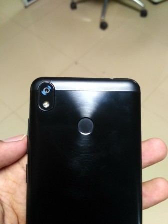itel S42 Review: Design itel S42 Review