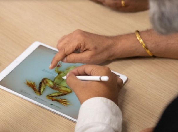 Froggipedia developed with the help of experts at Apple App Accelerator. Apple, App Accelerator, Bengaluru , app development, Froggipedia