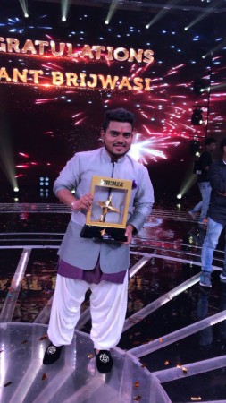 Hemant Brijwasi wins Rising Star 2 Hemant Brijwasi wins Rising Star 2